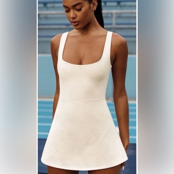 Bo + Tee Pants - Bo&Tee Square Neck Tennis Mini Romper In Marled Oat Size XL